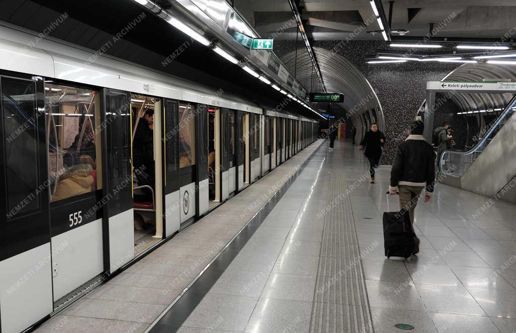 Közlekedés - Budapest - M4-es metró 