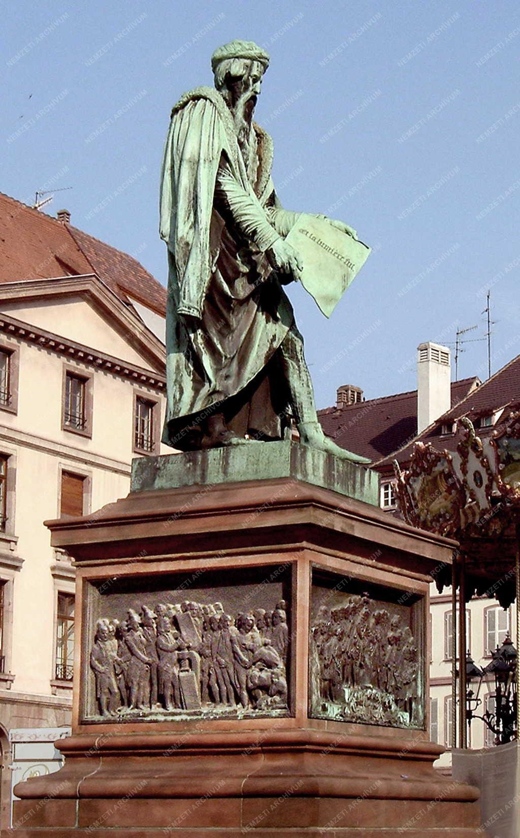 Városkép - Strasbourg - Johannes Gutenberg szobra