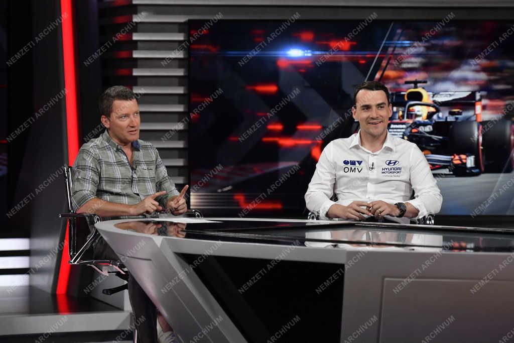 Sajtó - Televízió - Wéber Gábor és Michelisz Norbert Forma-1 szakkommentátorok