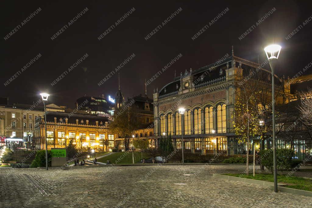 Városkép - Budapest - A Nyugati pályaudvar