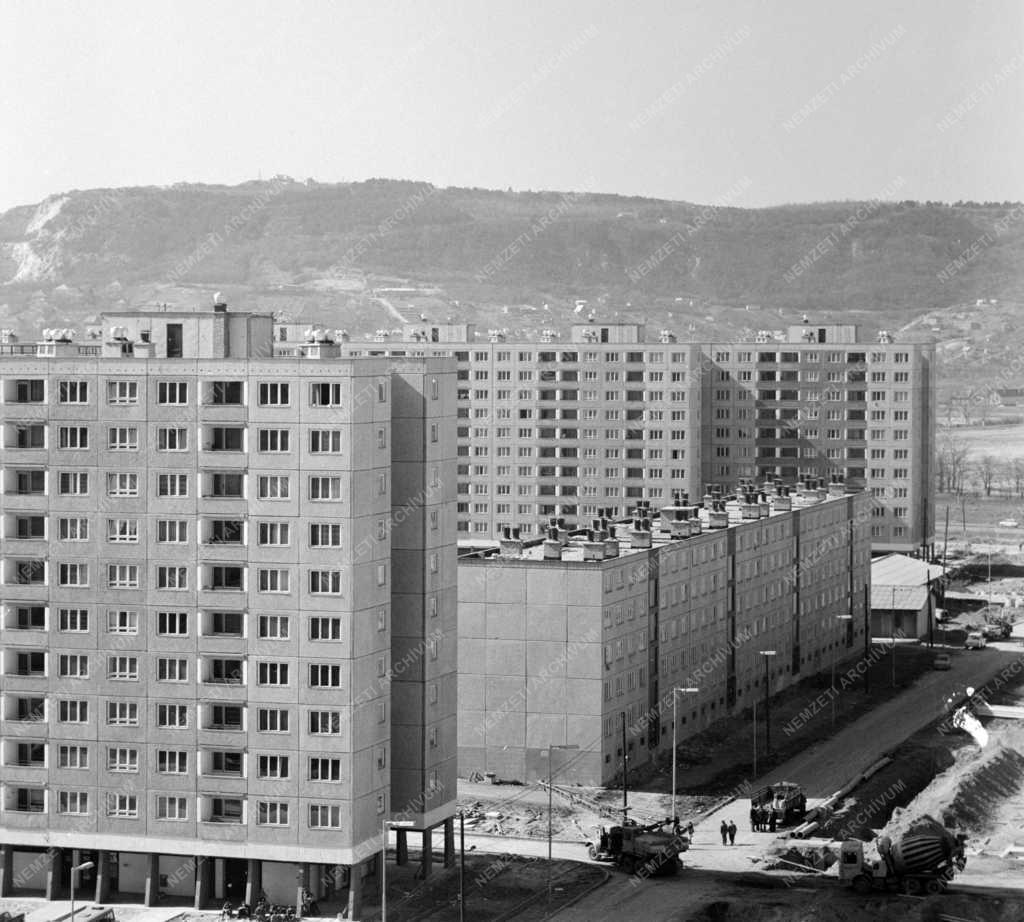 Építkezés - A békásmegyeri lakótelep építése