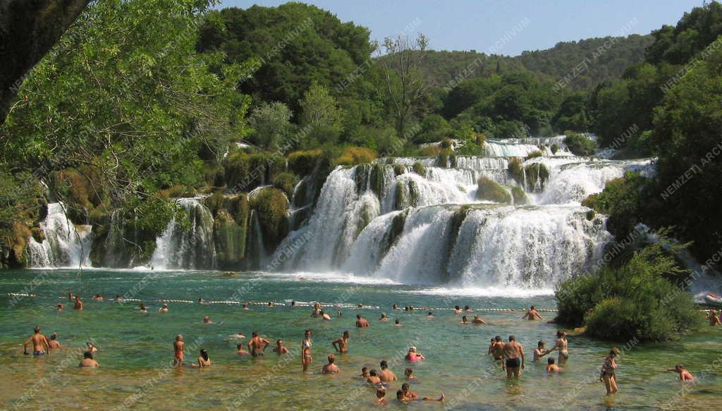 Horvátország -  A Krka Nemzeti Park vízesései