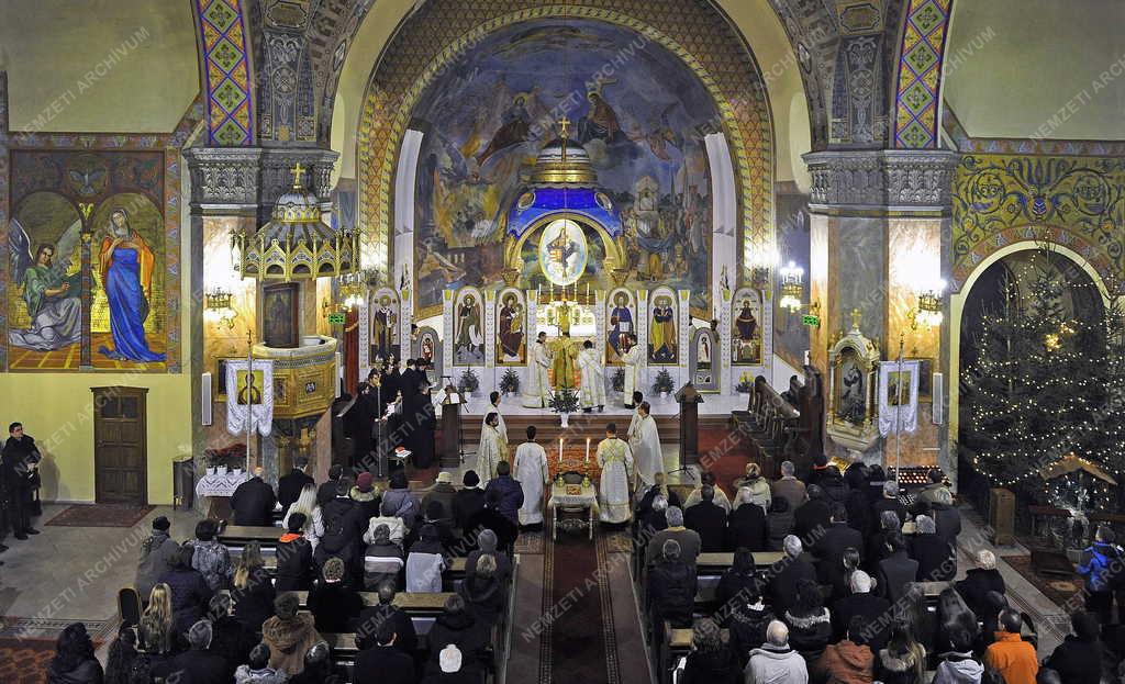 Vallás - Debrecen - Éjféli Nagy Szent Liturgia