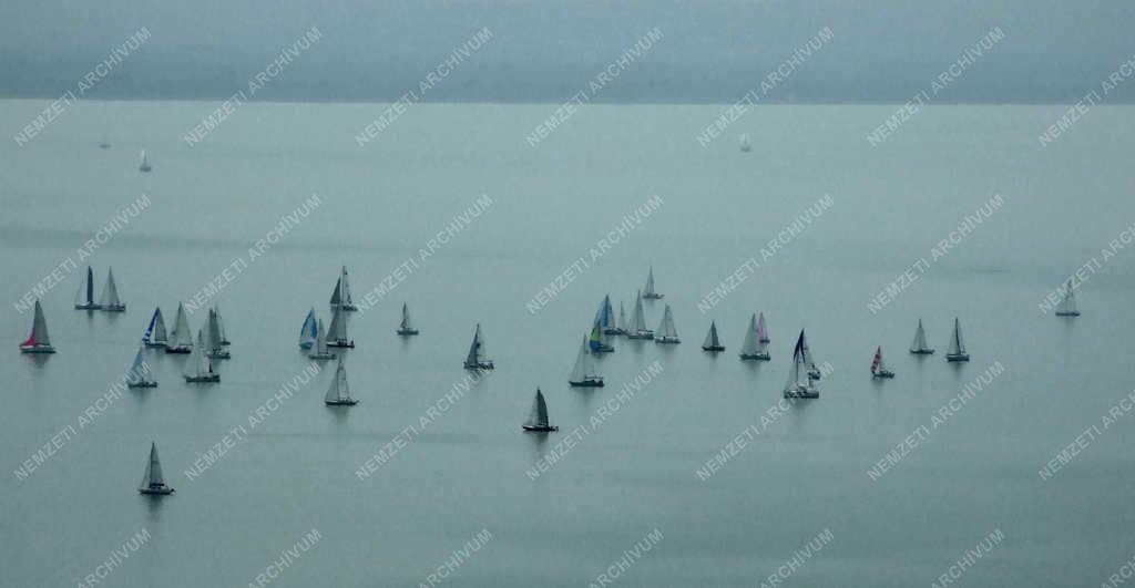 Vízisport - Badacsony - Vitorlásverseny a Balatonon