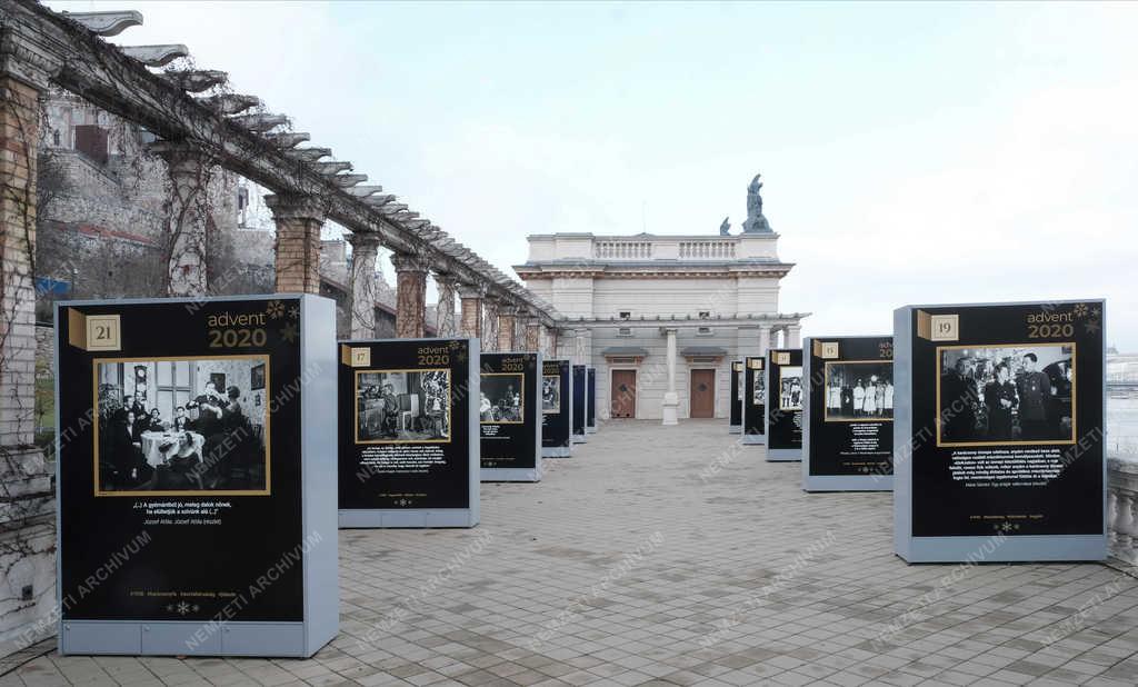 Kultúra - Budapest - Szabadtéri Adventi Naptár fotókiállítás