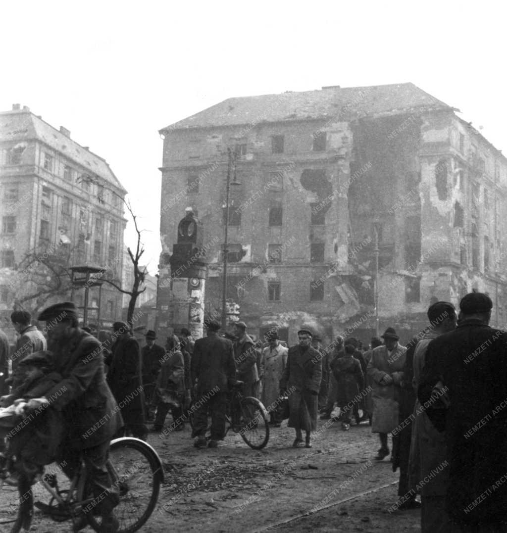 Történelem - 1956-os forradalom és szabadságharc