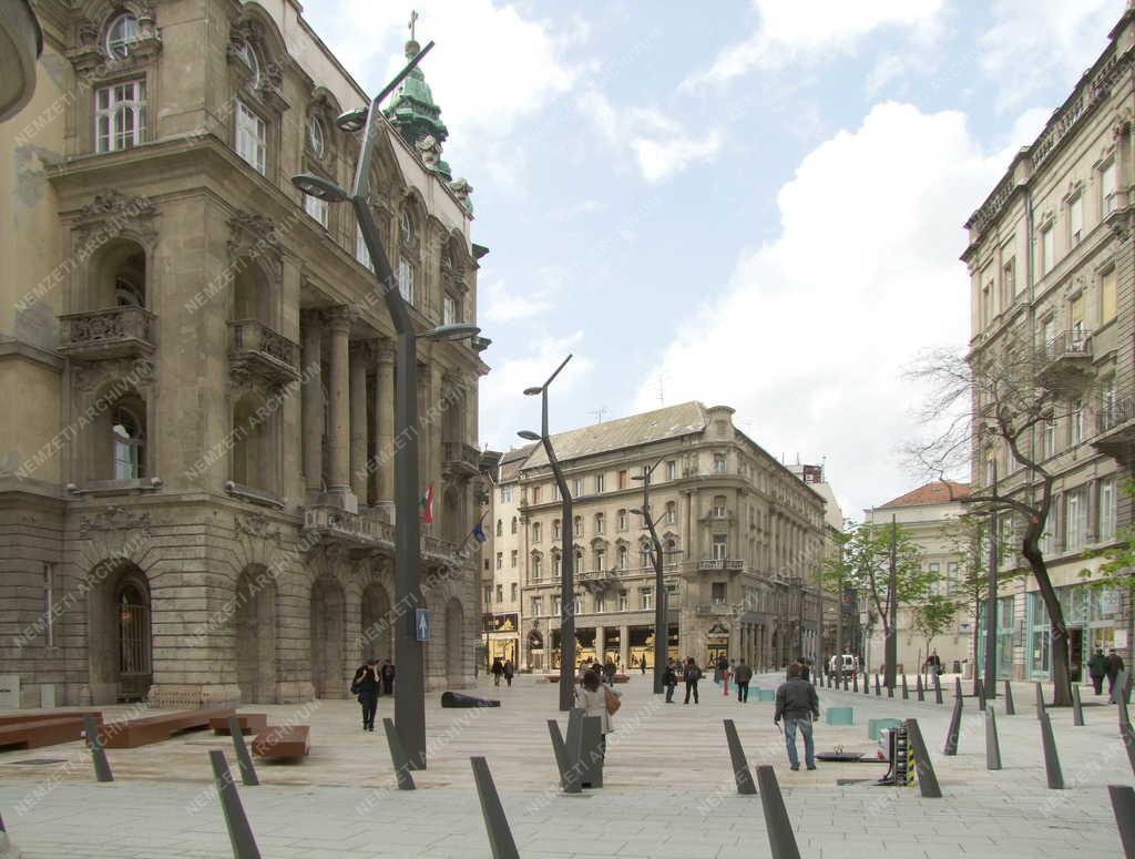 Városkép - Budapest - Egyetem tér