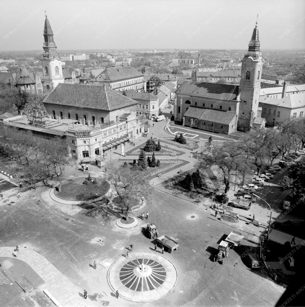 Városkép-életkép - Új sétálópark a városközpontban