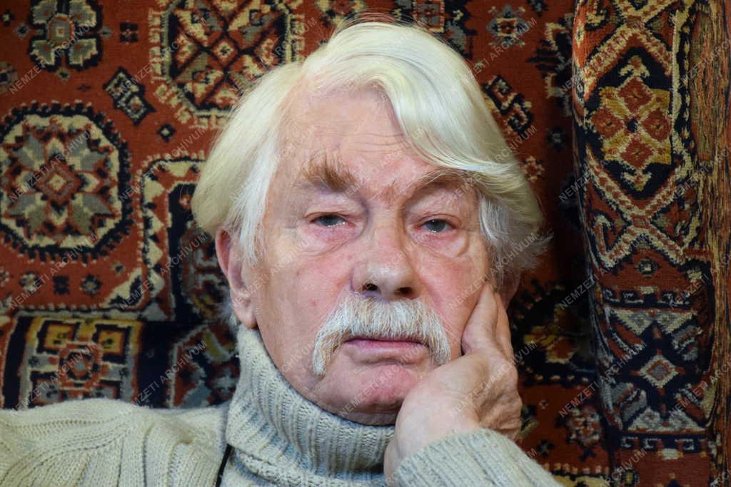 Kultúra - Melocco Miklós szobrászművész