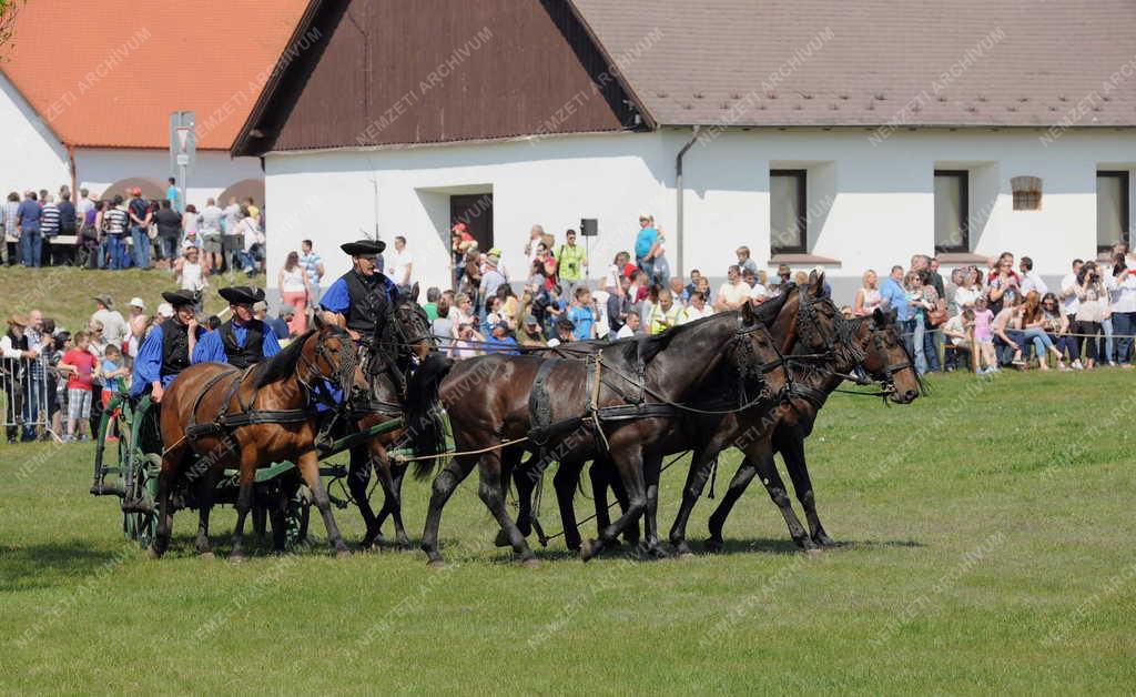 Idegenforgalom - Hortobágy - Megkezdődött a turistaszezon 