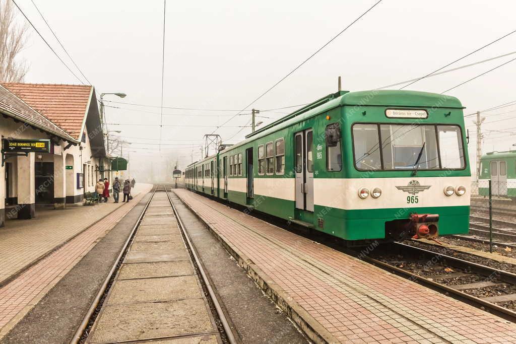 Közlekedés - Budapest - A 7-es HÉV csepeli végállomása