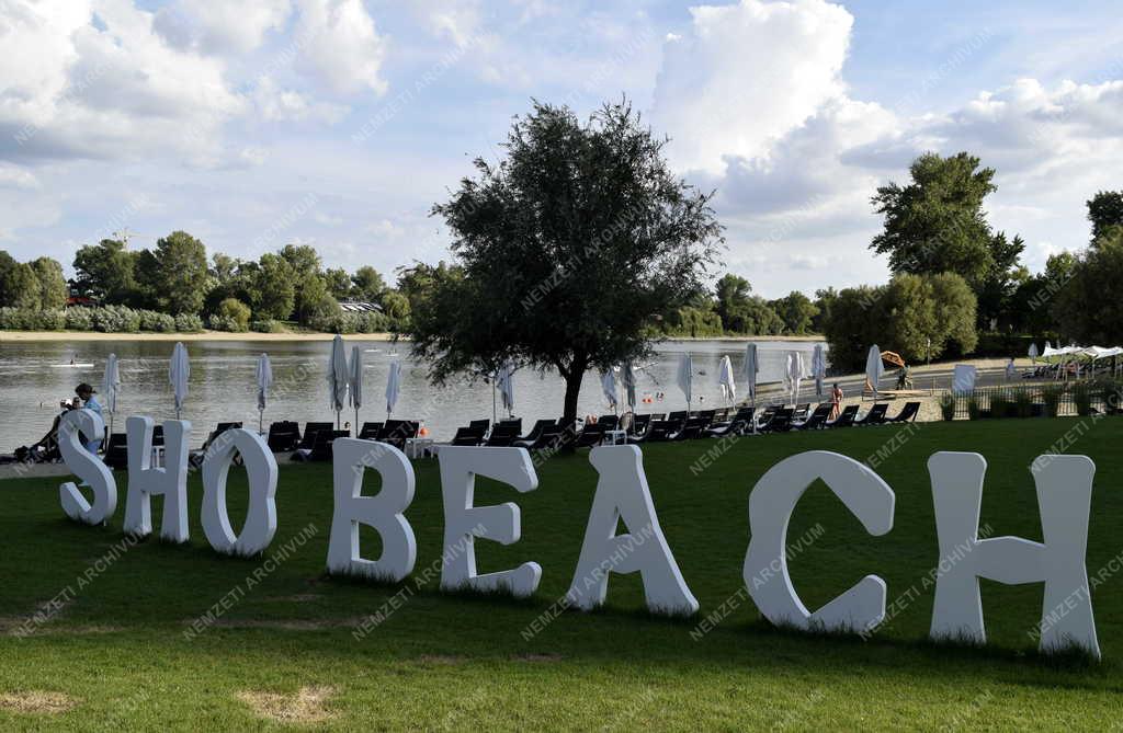 Szabadidő - Budapest - SHO Beach a Lágymányosi-öbölben