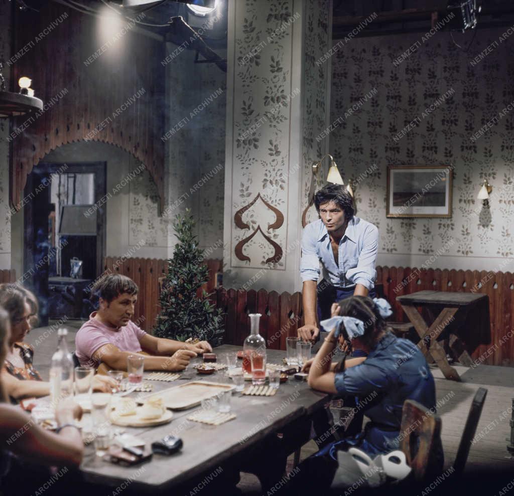 Kultúra - Film - Az Érettségi bankett után című tv-film forgatása
