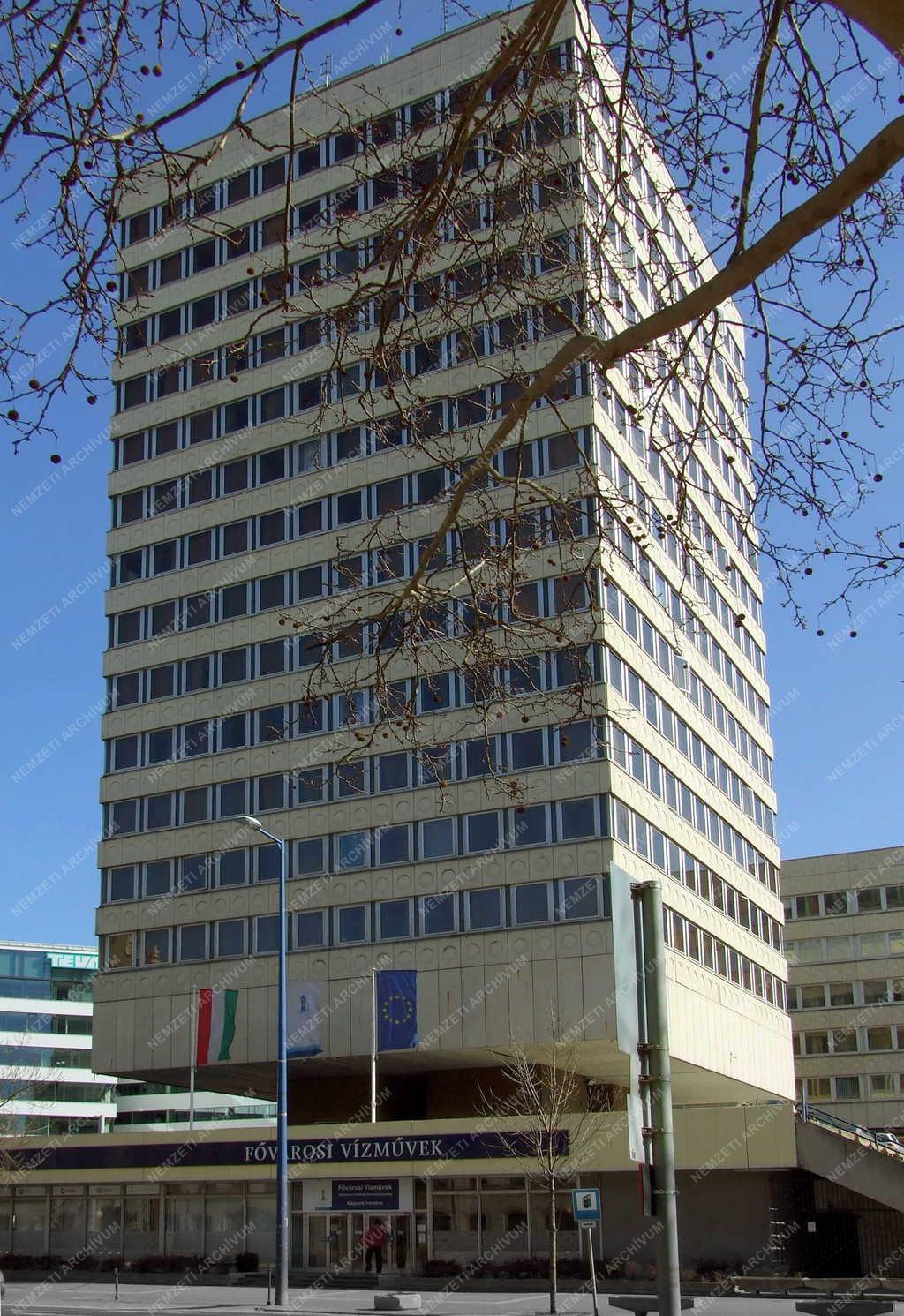 Budapest - A Fővárosi Vízművek székháza 