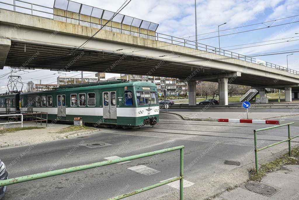 Közlekedés - Budapest - Csepeli átjáró közúti felüljáró