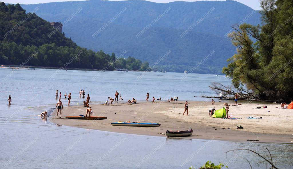 Szabadidő - Nagymaros - Strandolás