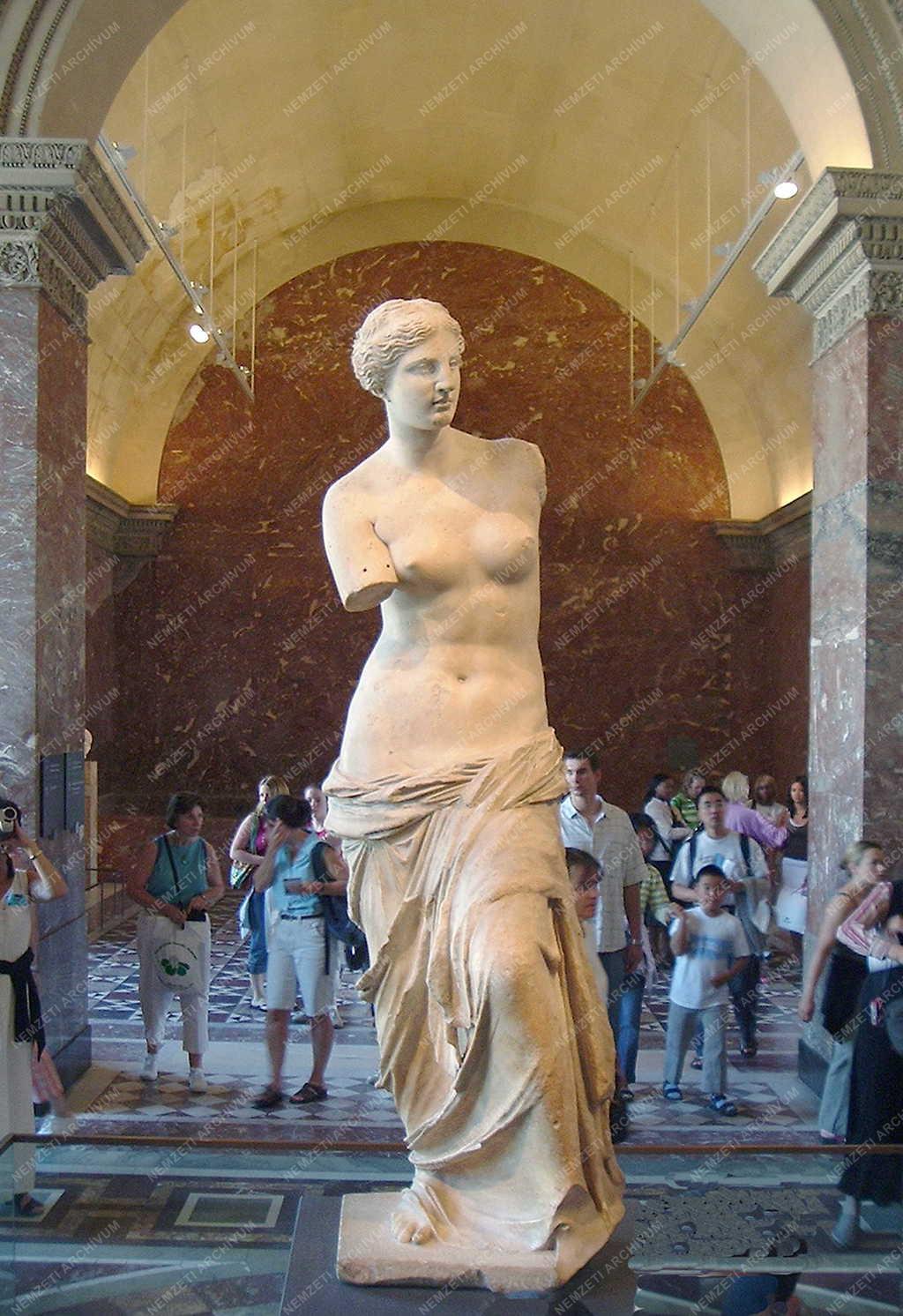 Párizs - Louvre