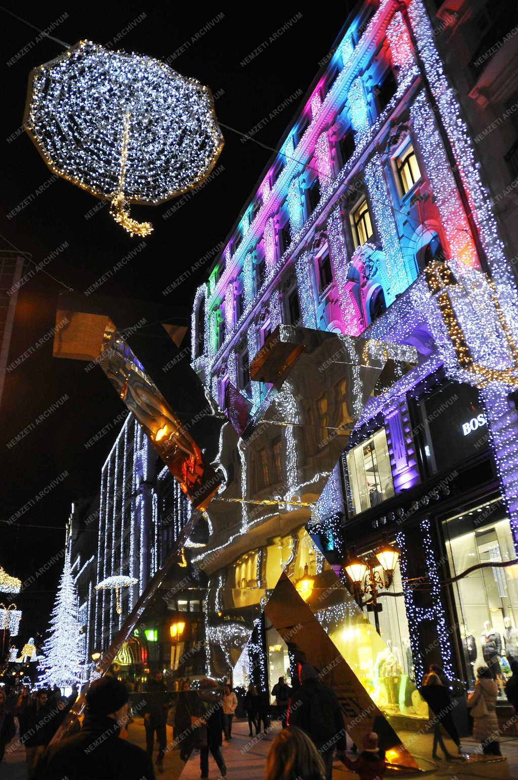 Ünnep - Budapest - Adventi díszkivilágítás