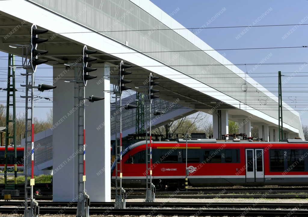 Közlekedés - Székesfehérvár megújult vasútállomása
