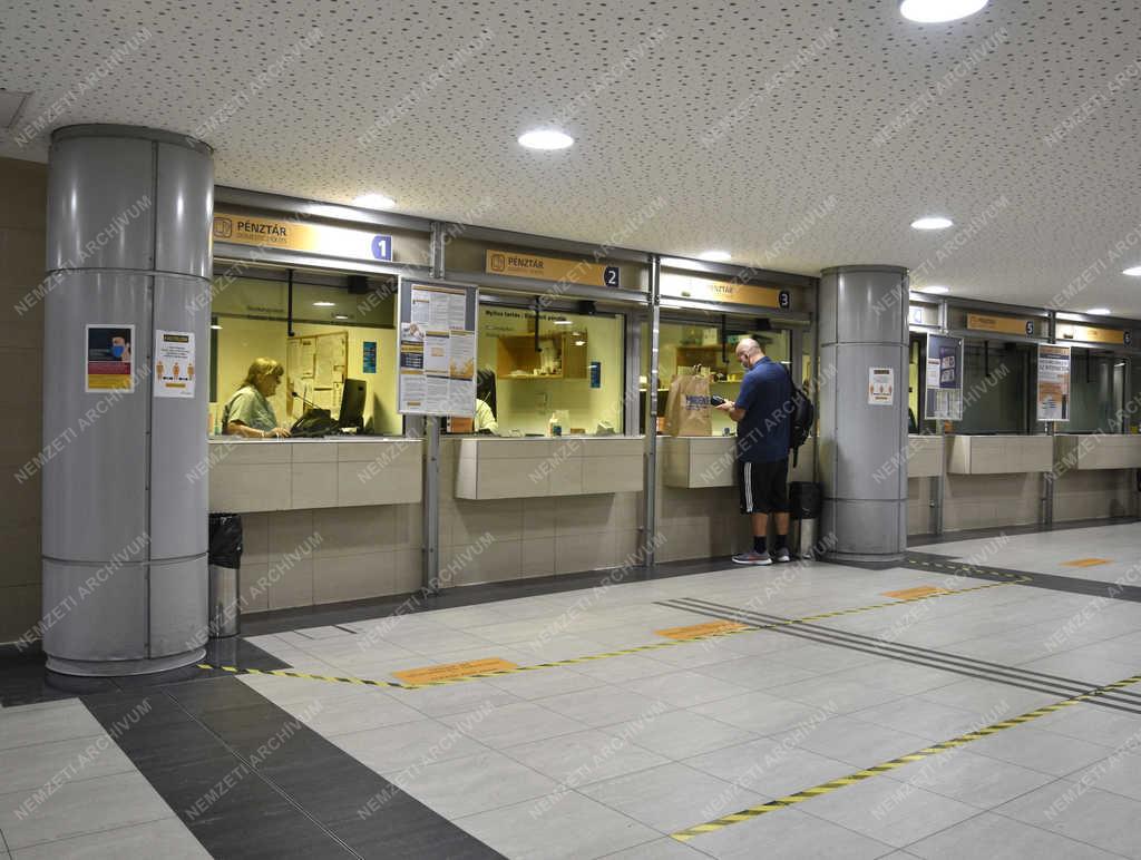 Közlekedés - Budapest - Népliget buszvégállomás