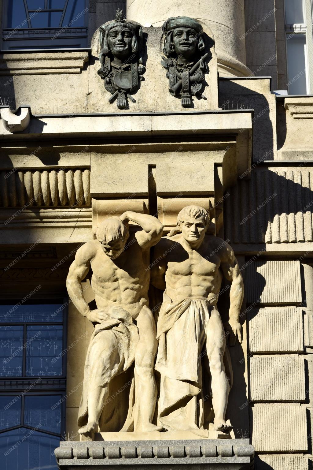 Oktatás - Kultúra - Budapest - Liszt Ferenc Zeneművészeti Egyetem  