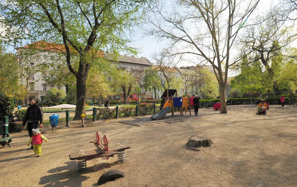 Budapest - Közpark - Károlyi-kert