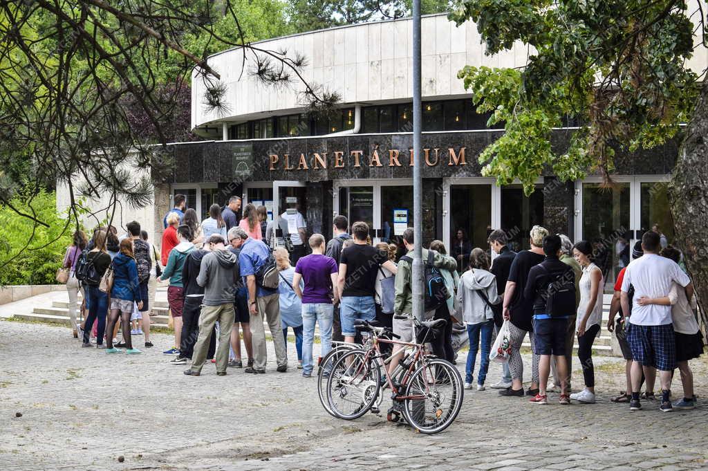 Épületfotó - Budapest - Planetárium