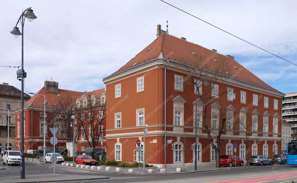 Városkép - Budapest - Magyar Máltai Szeretetszolgálat Gondviselés Háza