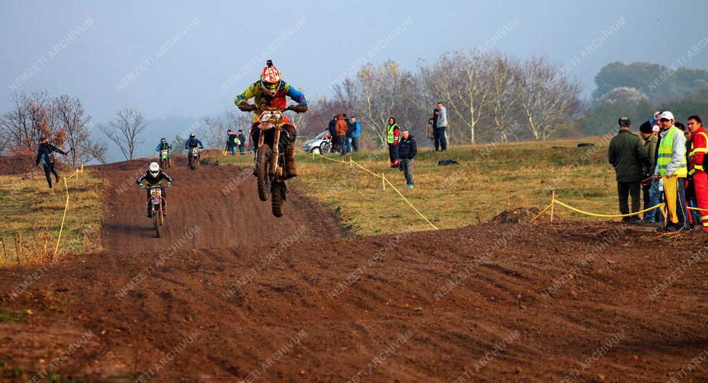 Sport - Kup - Motocross verseny