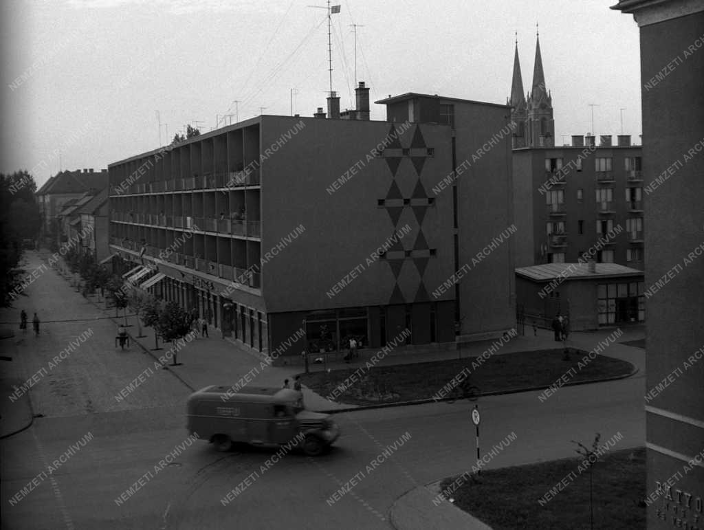 Városkép-életkép - Új lakóházak Szeged belvárosában 