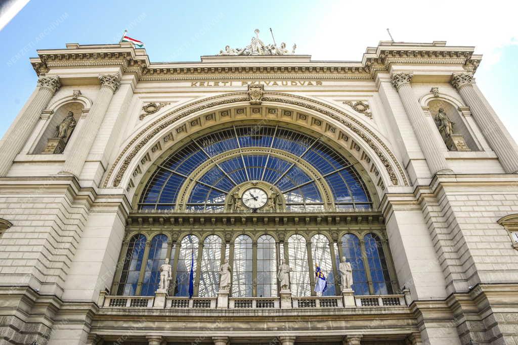 Közlekedés - Budapest - Keleti pályaudvar