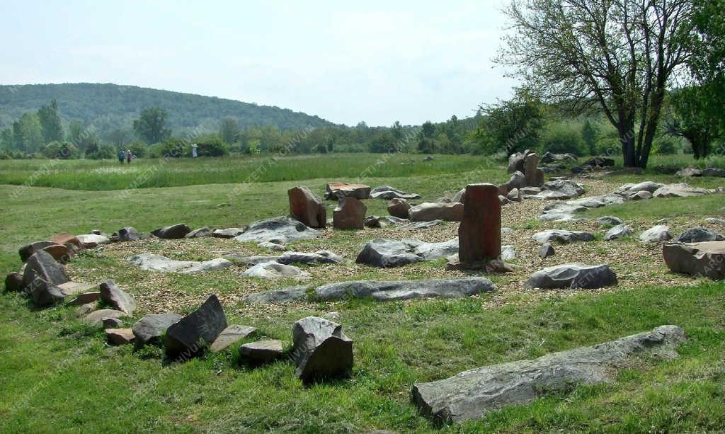 Természet - Salföld - Kőtenger a falu szélén