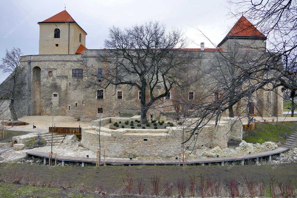 Városkép - Várpalota - Thúry-vár és környezete