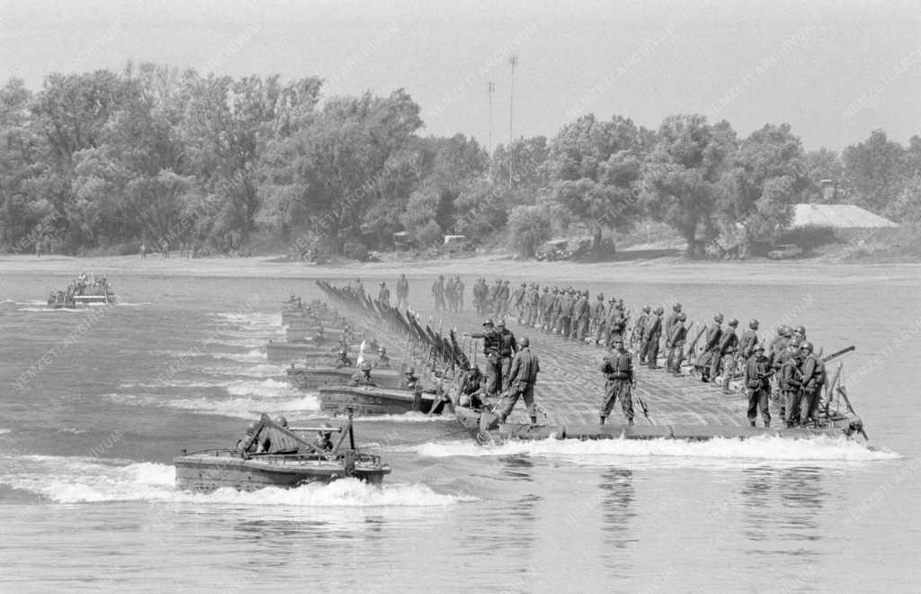 Fegyveres erők - Duna '85 hadgyakorlat