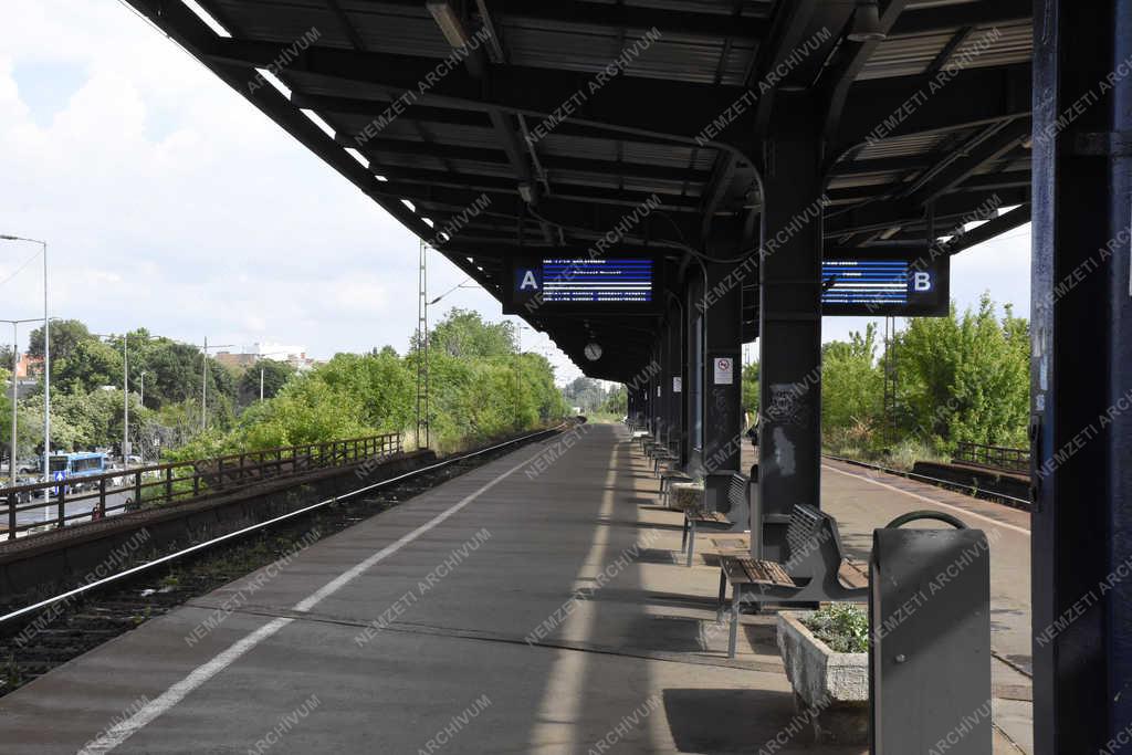 Közlekedés - Budapest - Kőbánya alsó vasútállomás