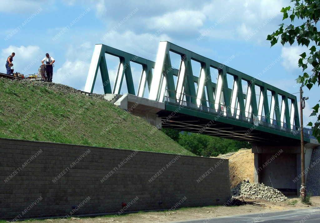 Közlekedés - Budapest - Az esztergomi vasútvonal  felújítása