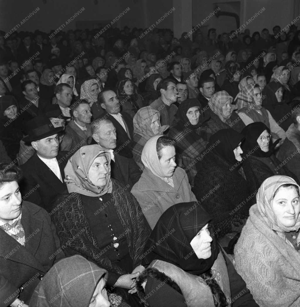 Mezőgazdaság - Falunapi gyűlés Nagyrédén