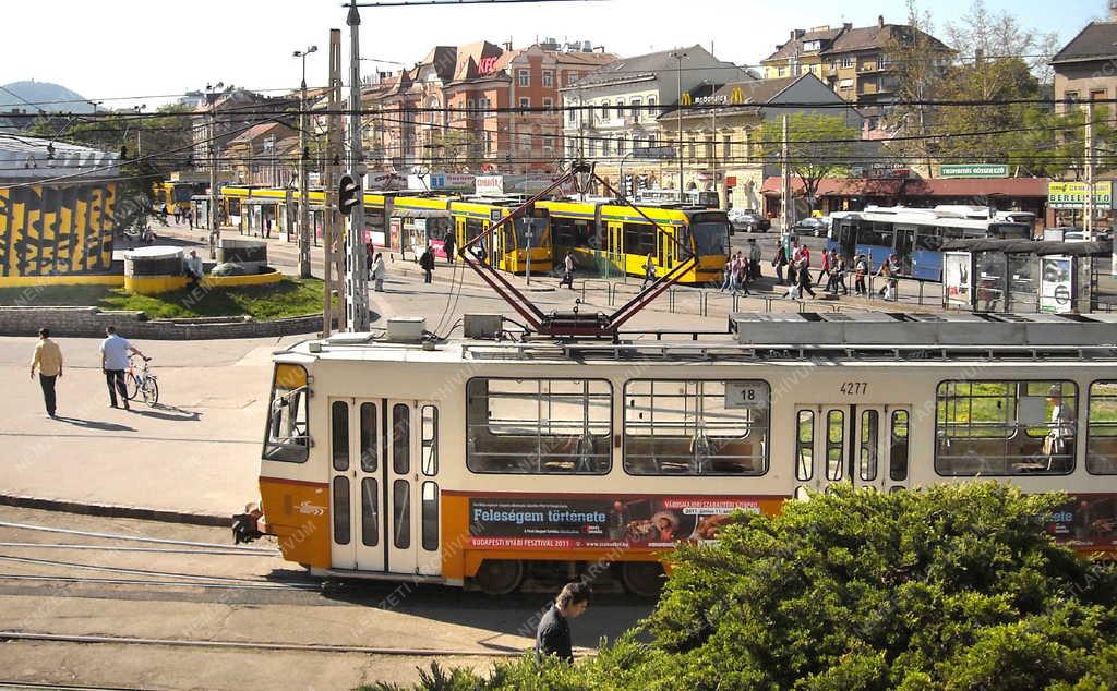 Budapest - Városkép - Moszkva tér