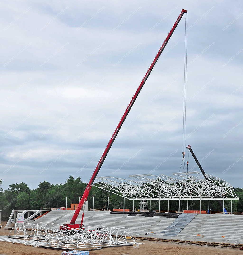 Sportlétesítmény - Debrecen - Épül az új stadion Debrecenben