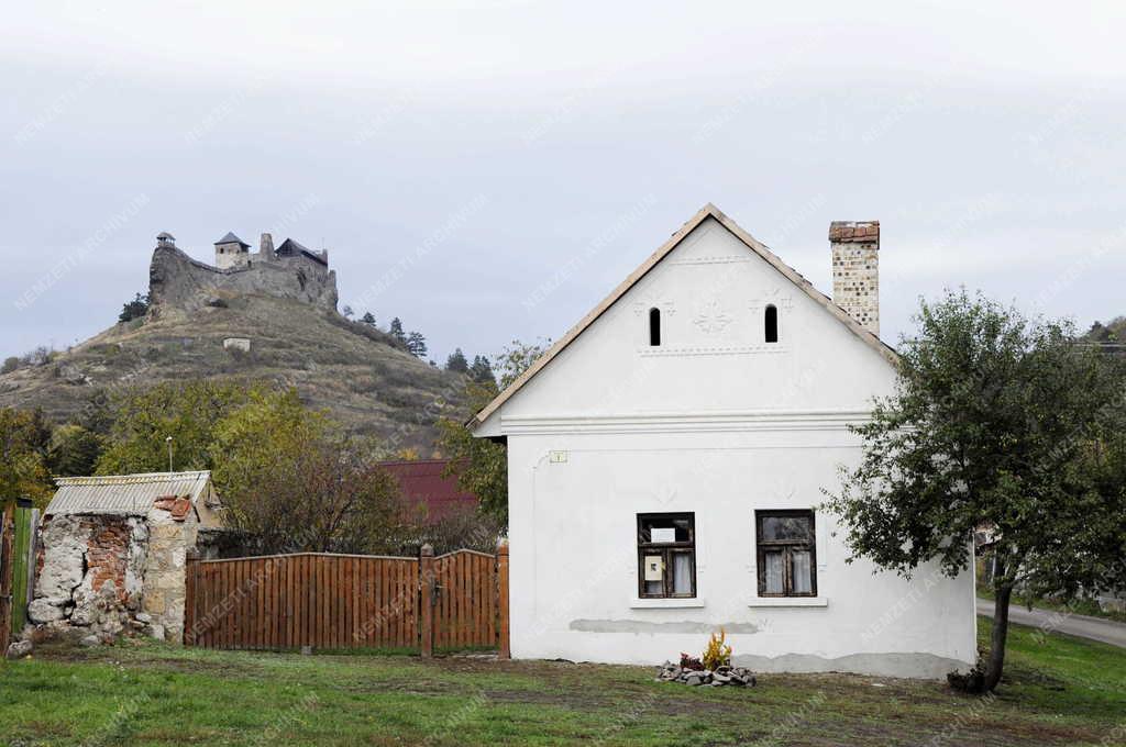 Műemlék - Boldogkő vára