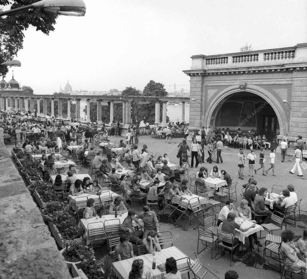 100 éves Budapest - Az Ifjúsági Park