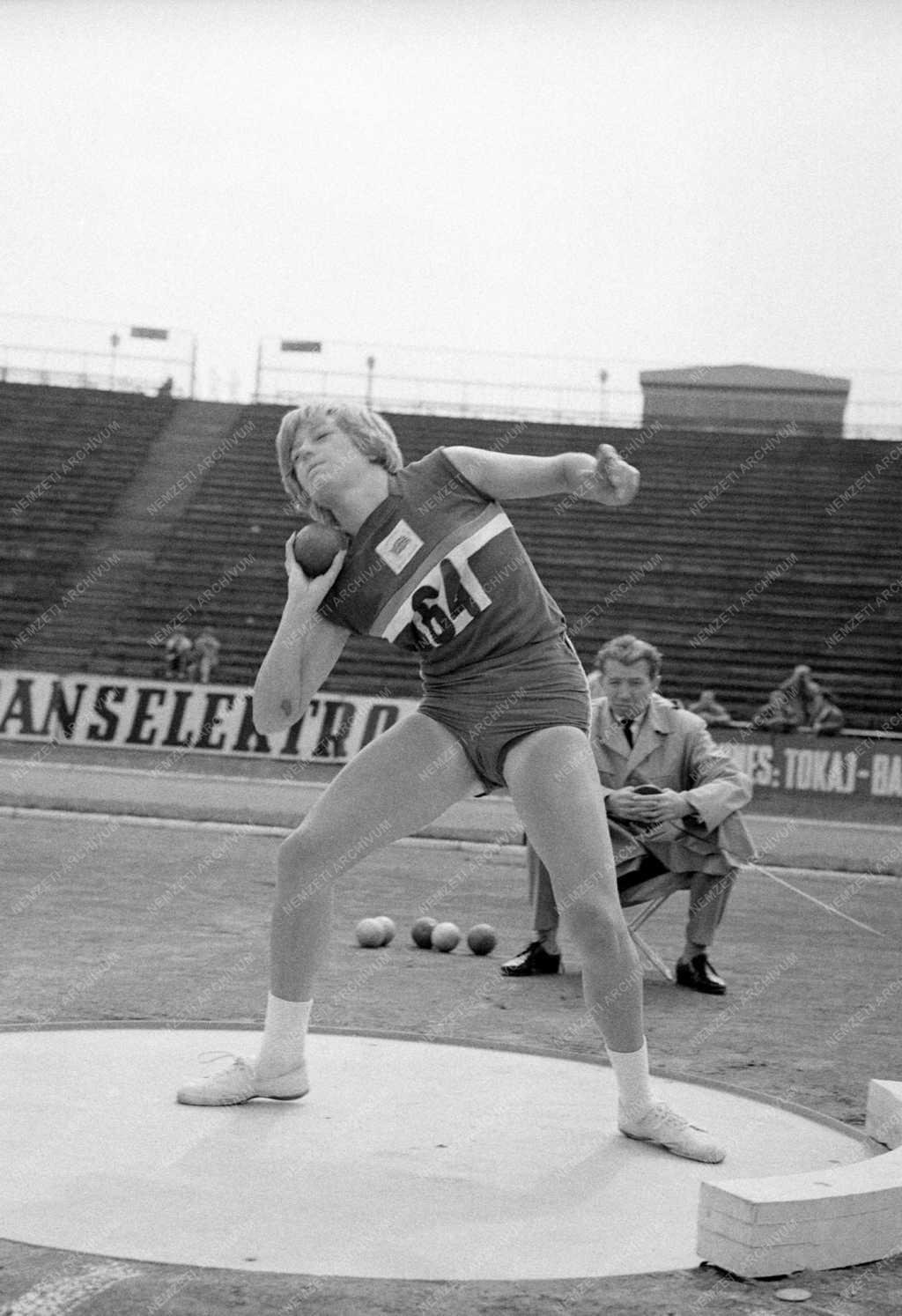 Sport - Az 1965-ös Universiade Budapesten 