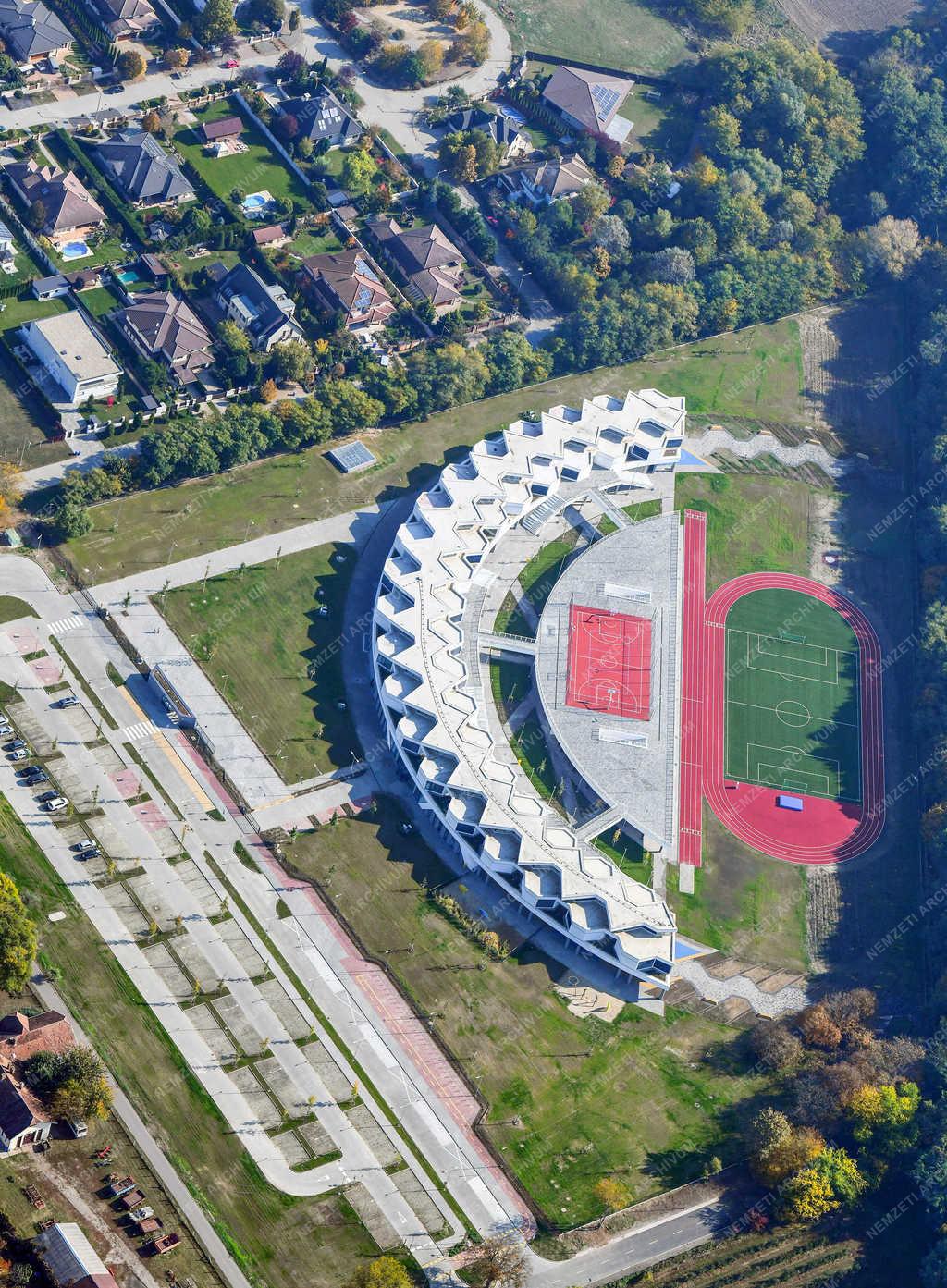 Légi fotó - Debrecen - Nemzetközi iskola 