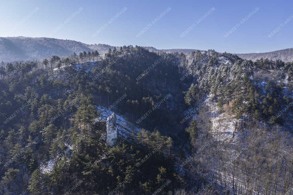 Természet - Pilis - Ördögoltár