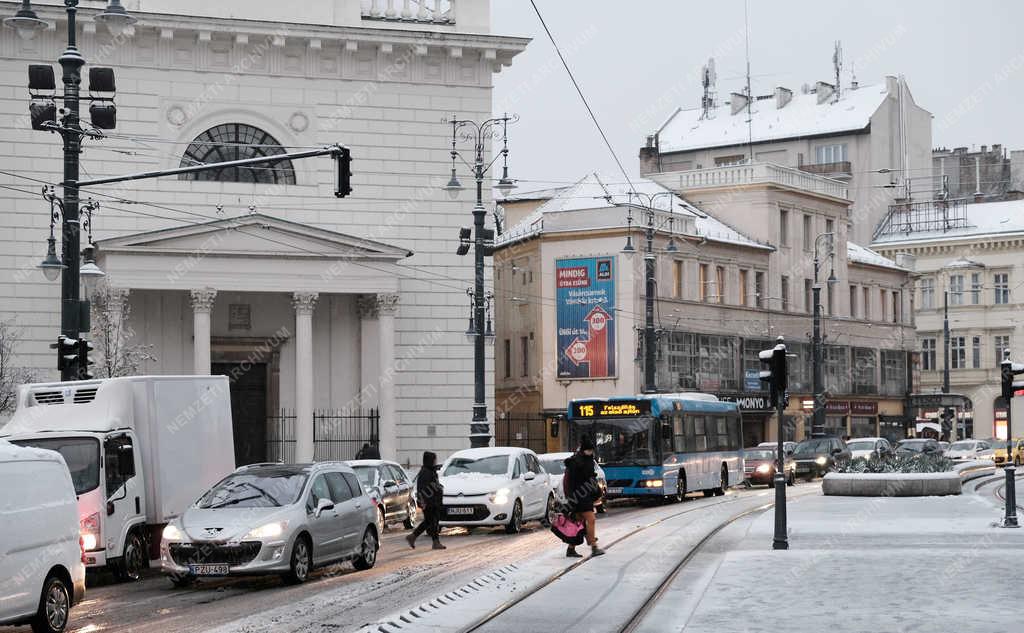 Időjárás - Budapest - Havas városkép