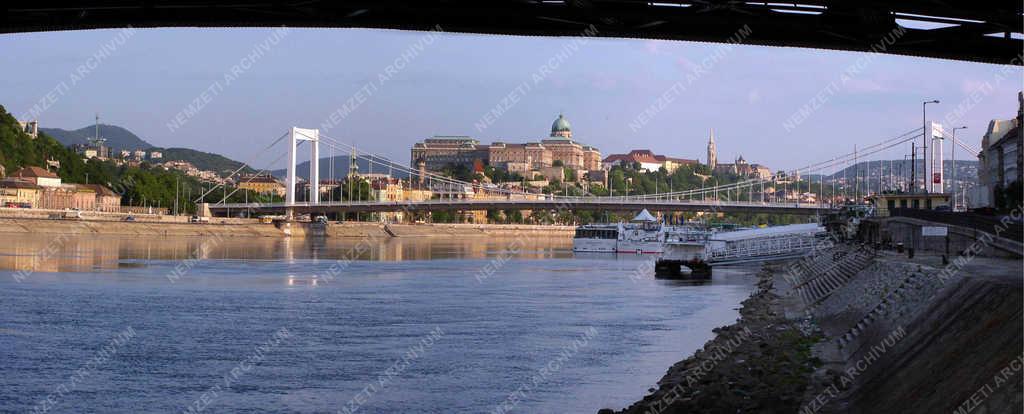 Budapesti városkép - Ezsébet híd