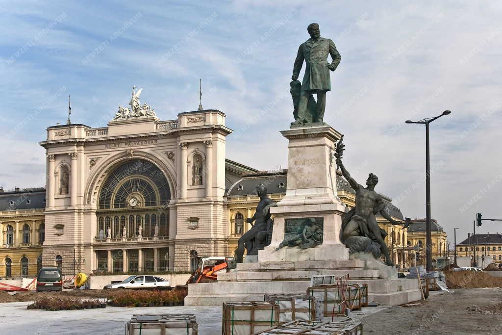 Műalkotás - Budapest - Baross Gábor szobra