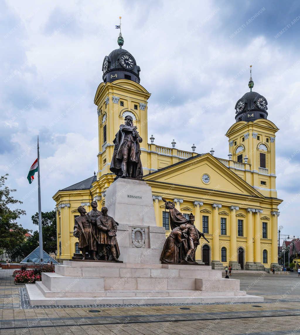 Köztéri szobor - Debrecen - A felújított Kossuth-emlékmű 