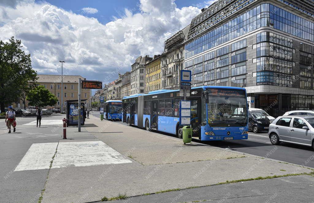 Városkép - Budapest - Blaha Lujza tér