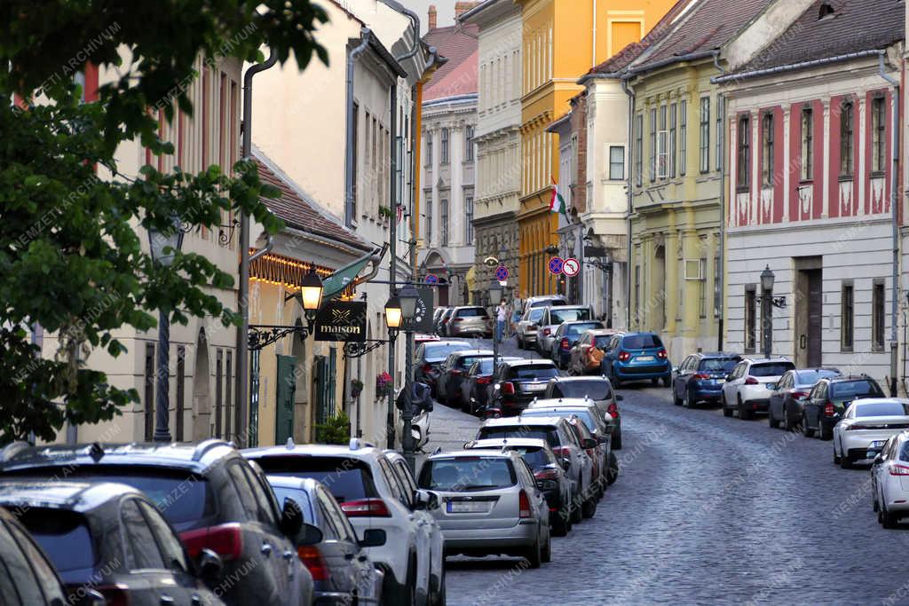 Városkép - Budapest - A Budai Vár Úri utcája